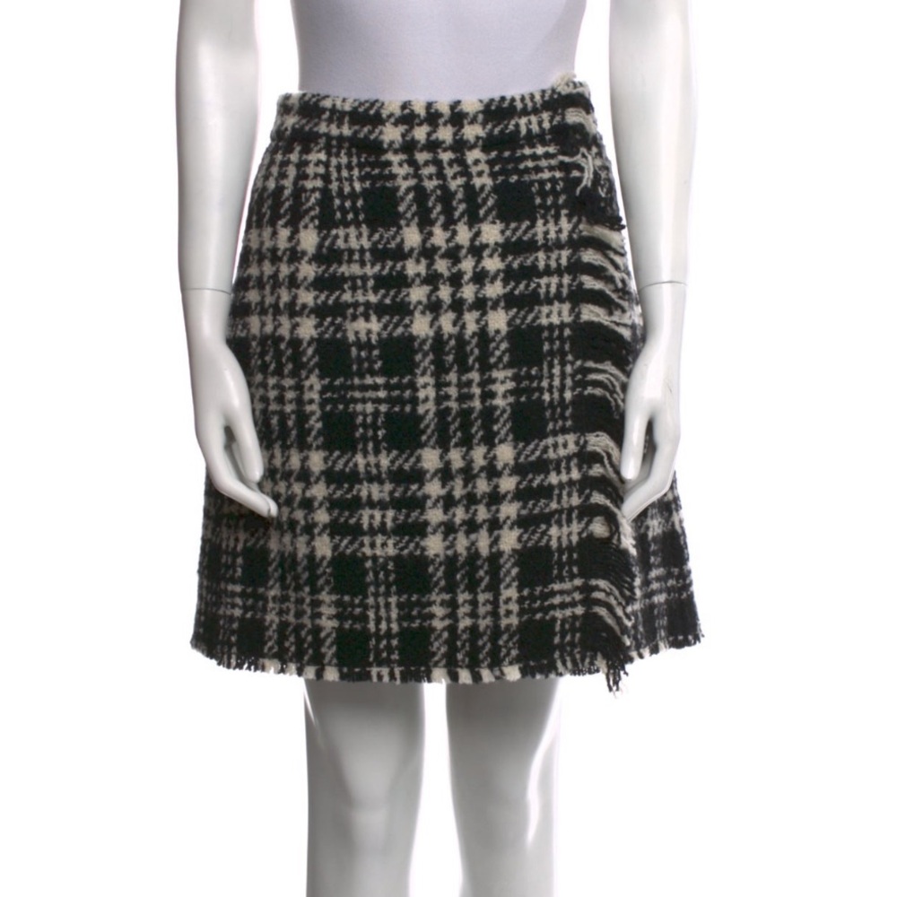 Dolce & Gabbana Houndstooth Plaid Wool Skirt in Black & White - Picture 6 of 8